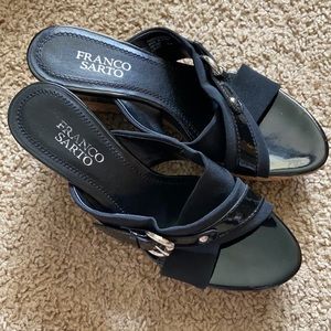Women’s sandals